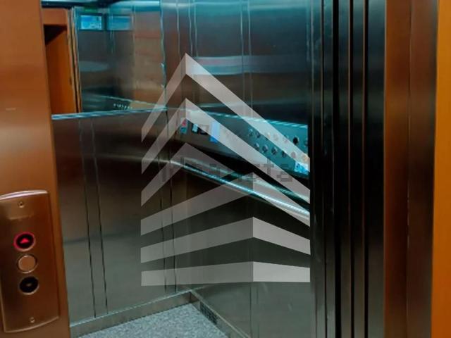 Oficina, Lleida