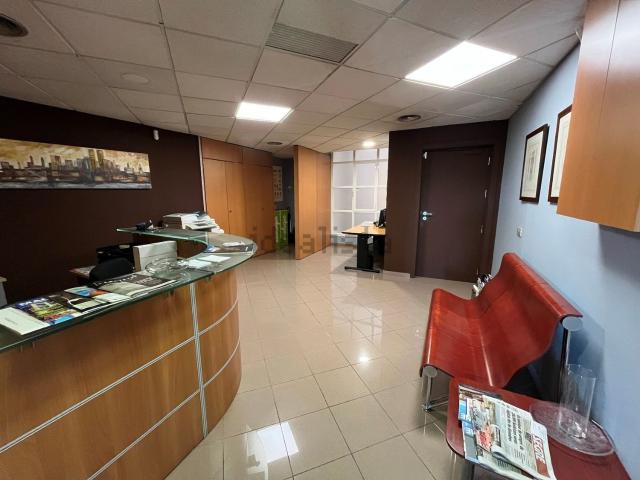 Oficina, Lleida