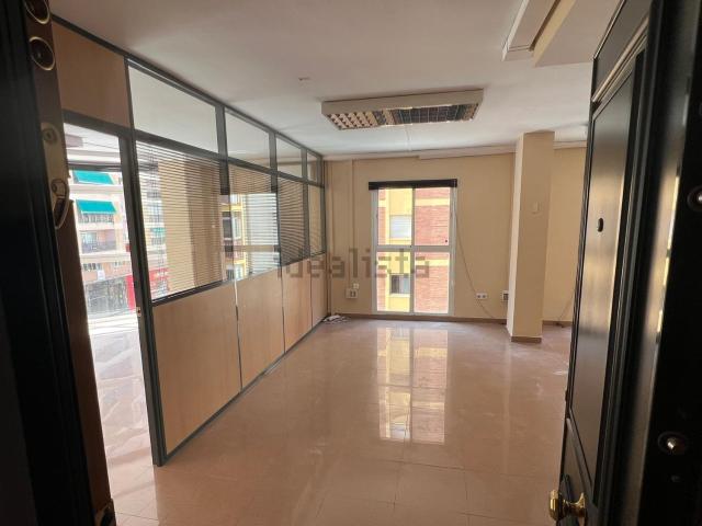 Oficina, Perchel sur El Bulto, Málaga