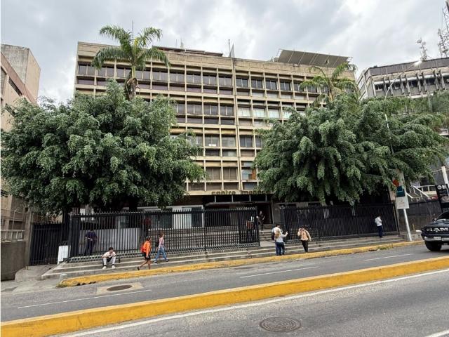 Oficina PH en Alquiler 360m2 Edif. Monaca Los Ruices