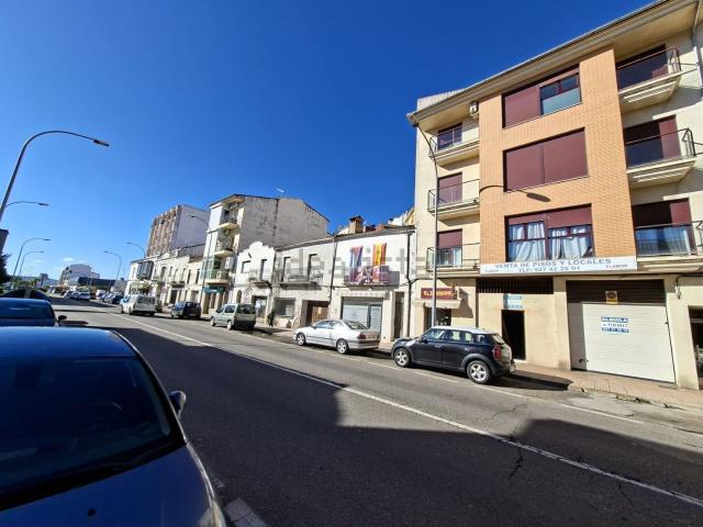 Oficina, Plasencia