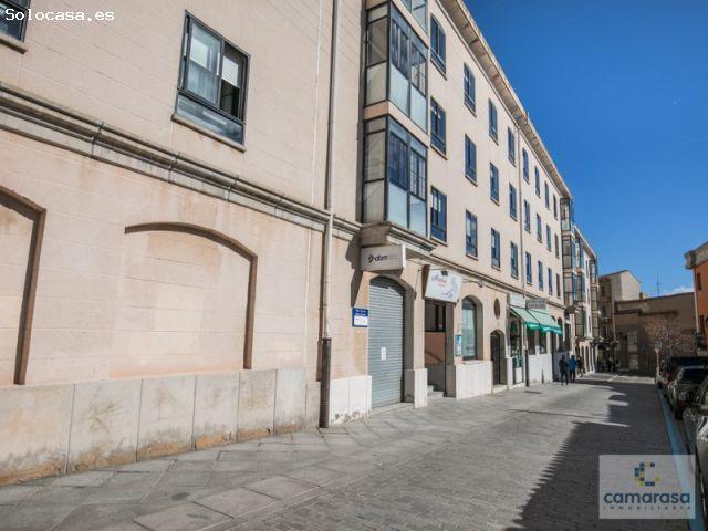 Oficina polivalente en C/ Candeleda, 1