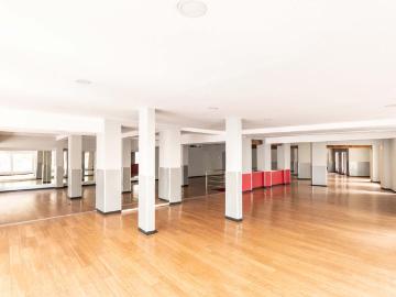 Oficina Renta ?lvaro Obreg?n 465 m2 Piso 3