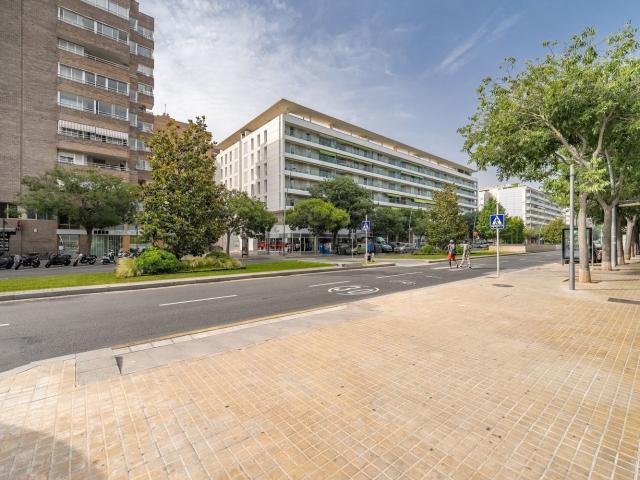 Oficina, Reus