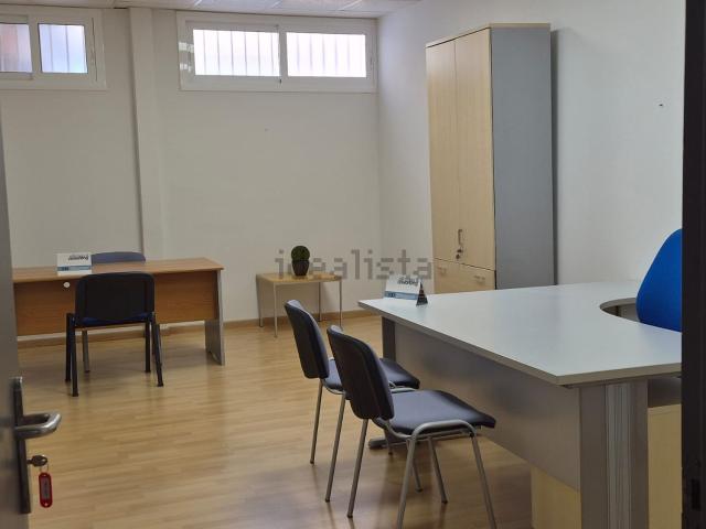 Oficina, Reus