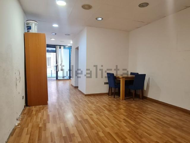 Oficina, Reus