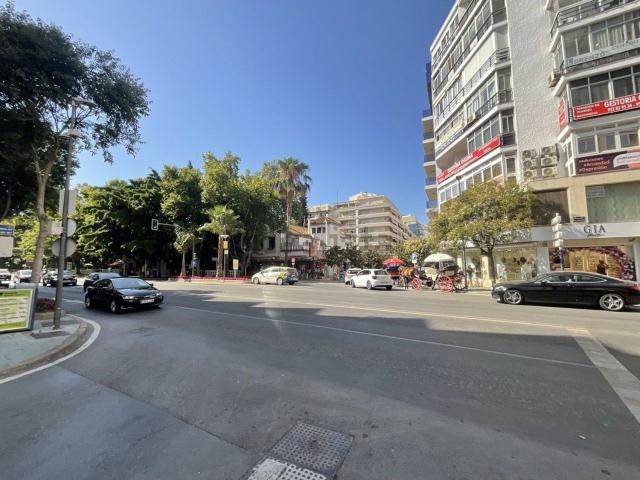Oficina, Ricardo Soriano, Marbella
