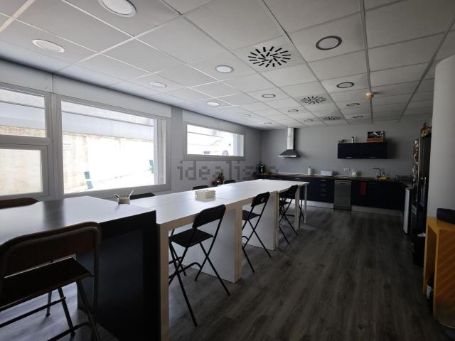 Oficina, Sant Joan Despí