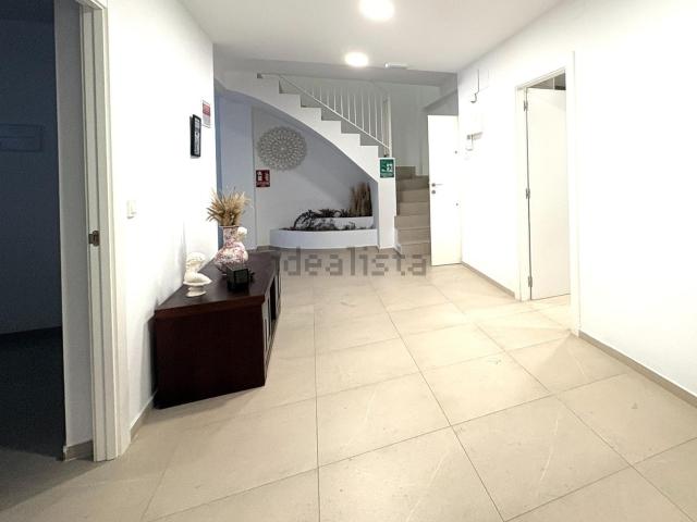 Oficina, Santo Domingo, Alicante / Alacant