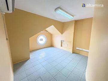 Oficina Sector Plaza Prat en arriendo en Iquique | Espacios por CLF 91.00 en Tarapacá
