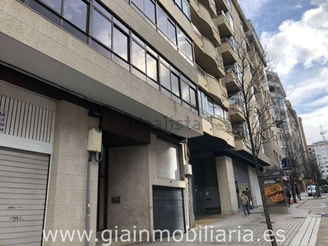 Oficina, Travesía de Vigo San Xoán, Vigo