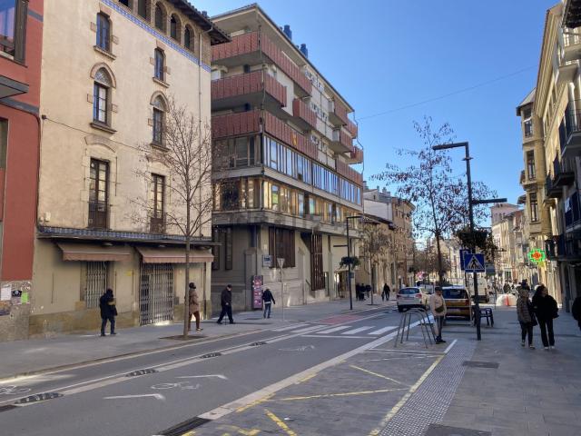Oficina, Vic