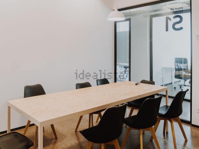 Oficina, Zona del Mig, Hospitalet de Llobregat