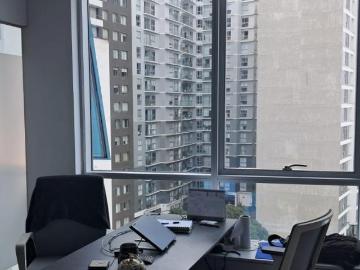Oficina 100%implementada 3 Estacs + Deposito 108 m² Limite San Isidro Us$2,500