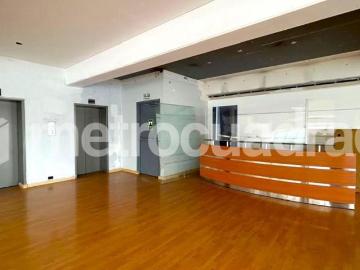 Oficina 600 m² Semi Implementada San Isidro