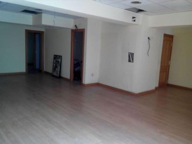 OFICINAS ACONDICIONADAS EN VENTA, ACTUALMENTE CON INQUILINO