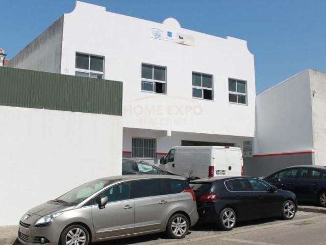 Oficinas Amadora Lisboa DLS98175024