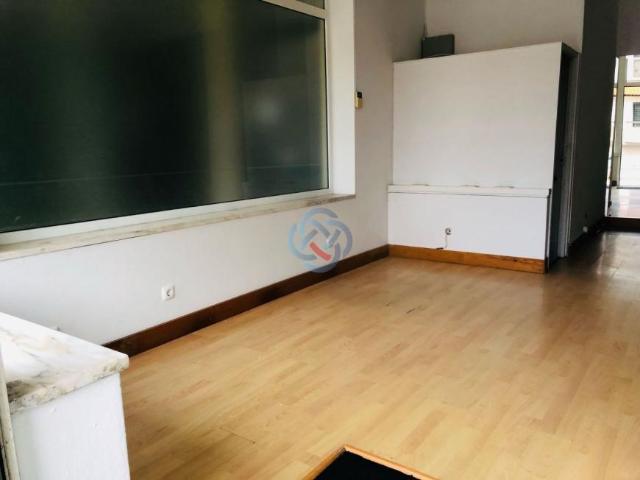 Oficinas Aveiro Santa Maria da Feira 4520 DS103178344
