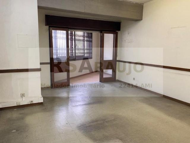 Oficinas Braga Braga DLS101564317
