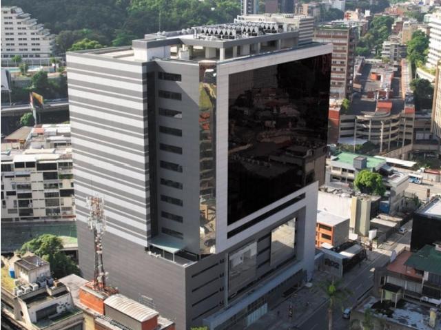Oficinas en venta y alquiler desde 135m2 hasta 1450m2 en las Mercedes