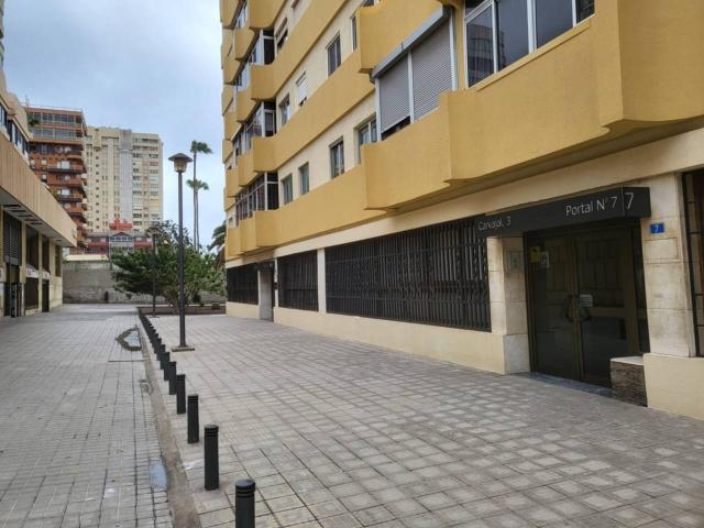 OFICINAS EN CALLE PEATONAL CARVAJAL APTA PARA RIC