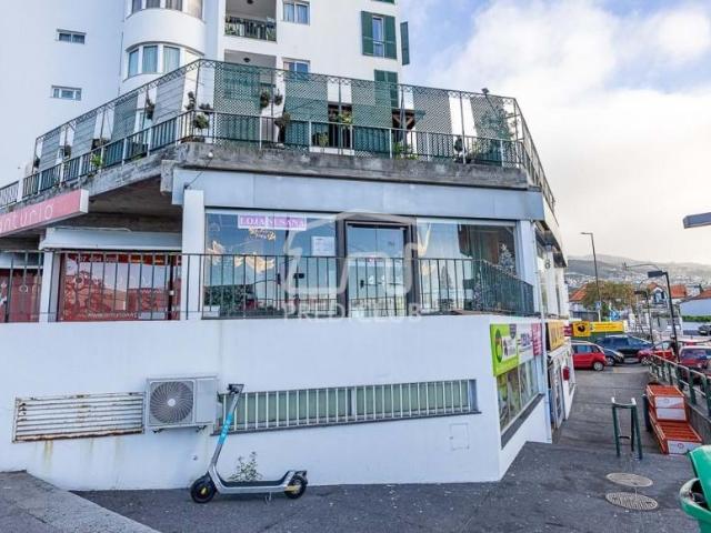 Oficinas Funchal Ilha da Madeira DLS97848942