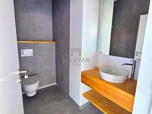 Oficinas Funchal Ilha da Madeira DLS102703221