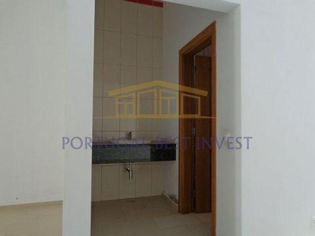 Oficinas Lagoa Faro DS96721216