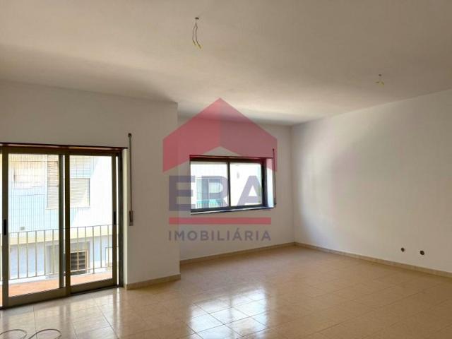 Oficinas Lourinhã Lourinhã DLS97735664