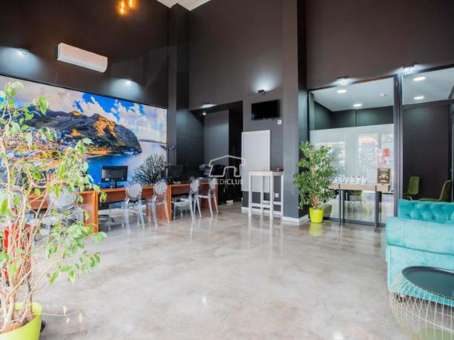 Oficinas Machico Ilha da Madeira DLS100537192