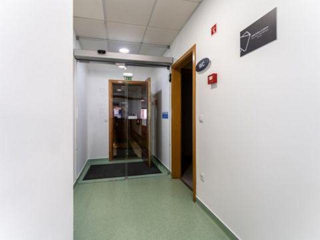 Oficinas Marinha Grande Leiria 2430 309 DLS96553651