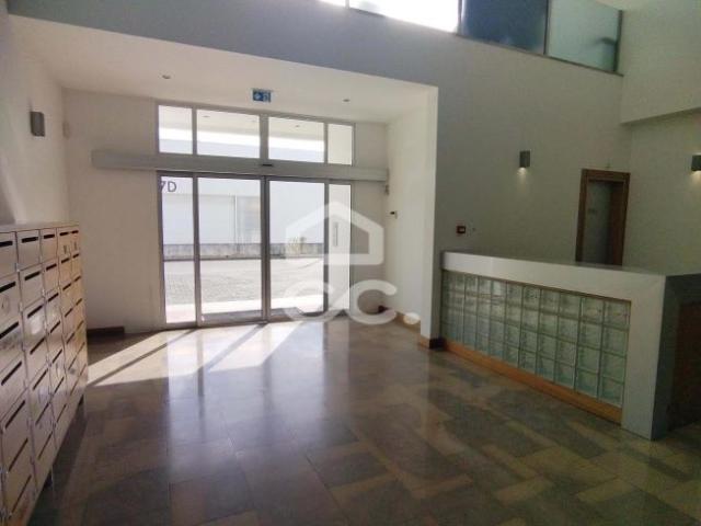 Oficinas Marinha Grande Leiria ES102436375