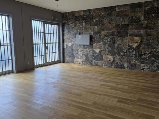 Oficinas Matosinhos Porto DLS96847043