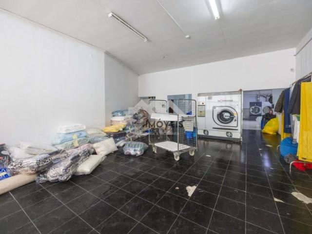 Oficinas Matosinhos Porto ES100995718