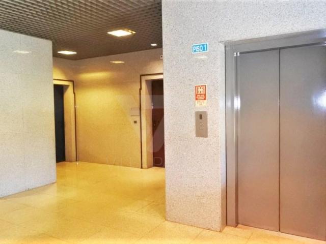 Oficinas Oeiras Oeiras 1495 132 ELS101086369