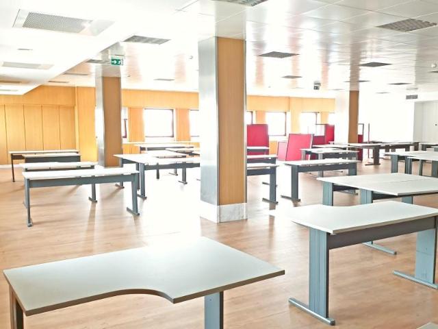 Oficinas Oeiras Oeiras 2790 138 DLS97428847