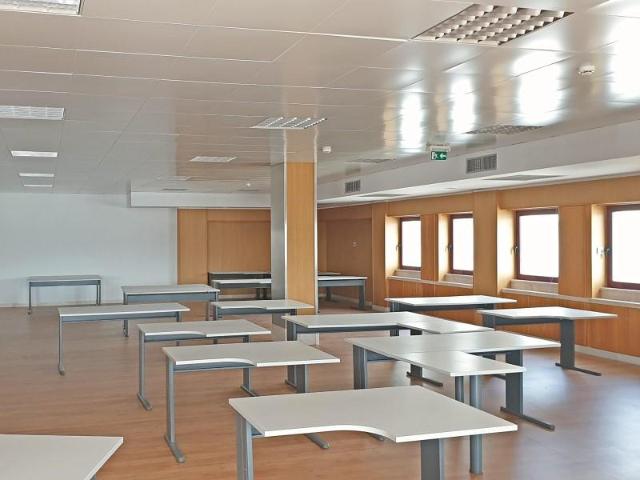 Oficinas Oeiras Oeiras 2790 138 ELS97428847