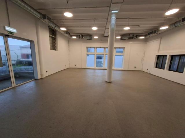 Oficinas Ponta Delgada Ilha de São Miguel ELS101572606