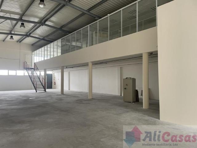 Oficinas Porto Valongo 4445 ES102242969