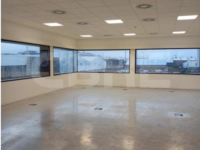 Oficinas Porto Porto DLS89575169