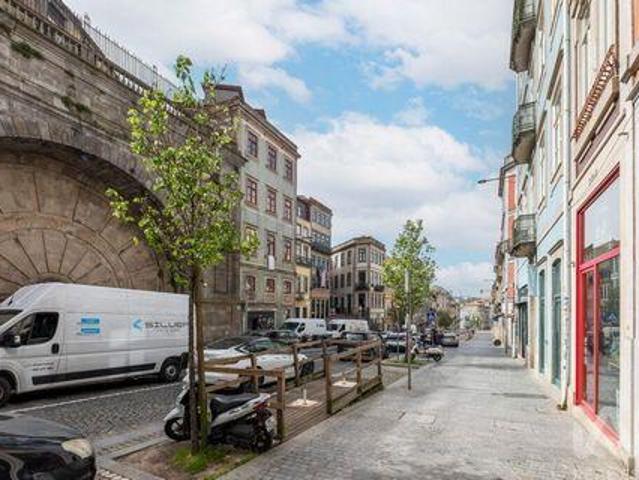 Oficinas Porto Porto DLS100854604
