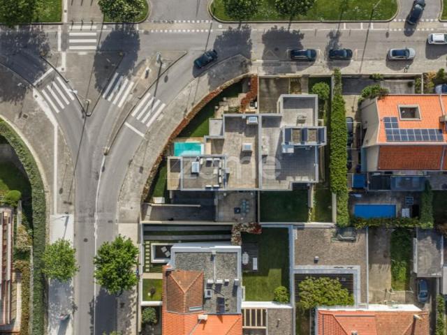 Oficinas Porto Porto ES101411278