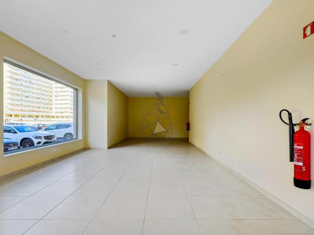 Oficinas Praia da Rocha Algarve DLS85572389