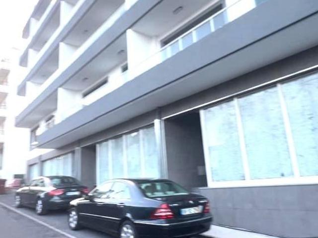 Oficinas Santa Cruz Ilha da Madeira DS75036330
