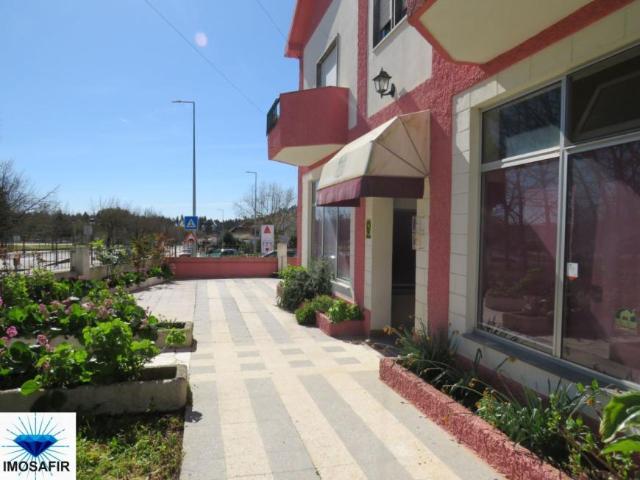 Oficinas Santarém Ferreira do Zêzere 2240 DS98918390