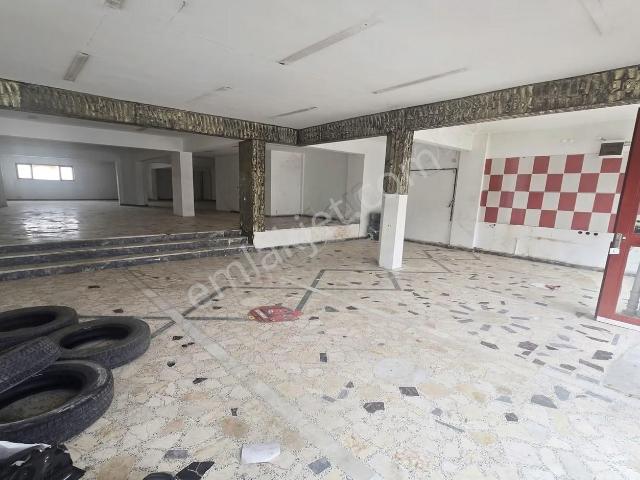 Çok Acil'den Bademlik Cadde Üstü Her İşe Uygun Satılık Dükkan !
