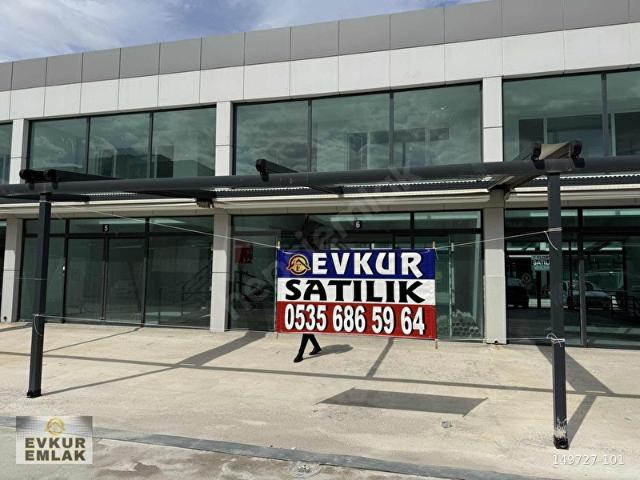 ŞOK FİYAT ! E5 ÜZERİ YETSAN AUTO CİTY'DE CAZİP 245m İŞ YERİ