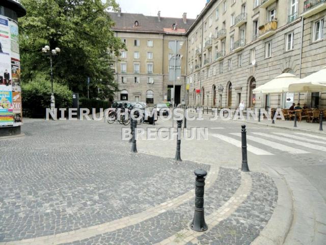 OK PLACU KOŚCIUSZKI / LOKAL Z WITRYNAMI 90 m², Wrocław