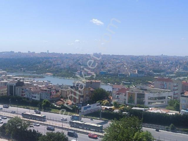 Okmeydani 2+1 Kiralik Daire Toki Emlak Konut Halic Manzaralı