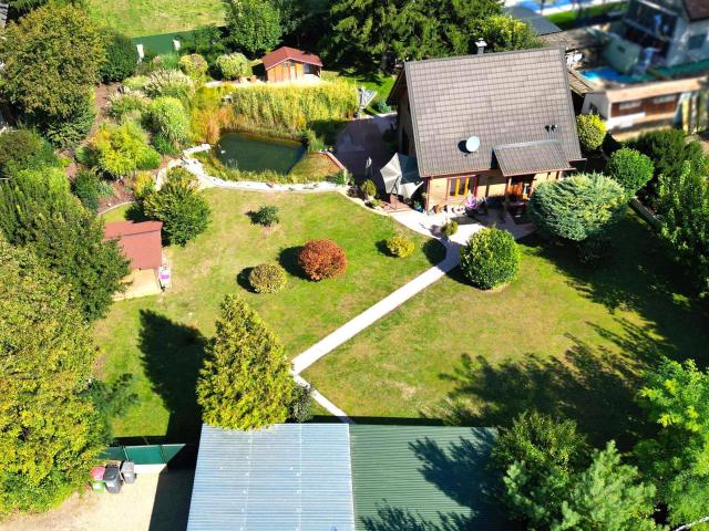 ÖKO Einfamilienhaus mit Gartenparadies und Schwimmteich
